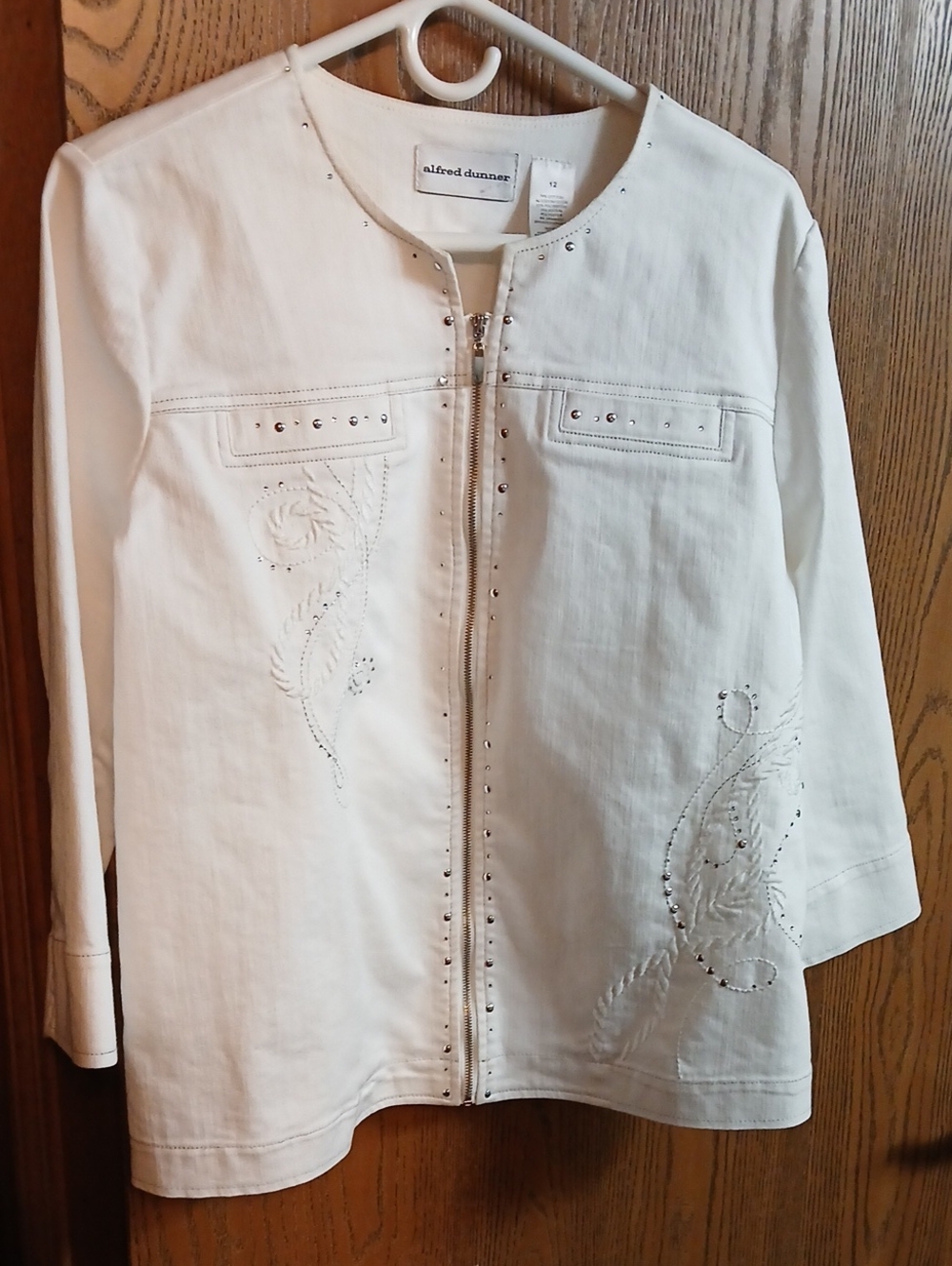 Alfred Dunner Cream Embellished Zip-Front Jean Jacket Like New